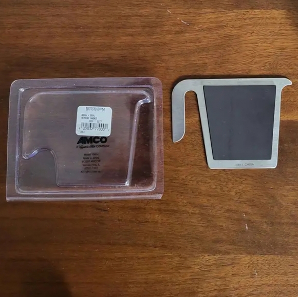 4/$30 Measure Equivalents Magnet Restoration Hardware - Picture 6 of 7